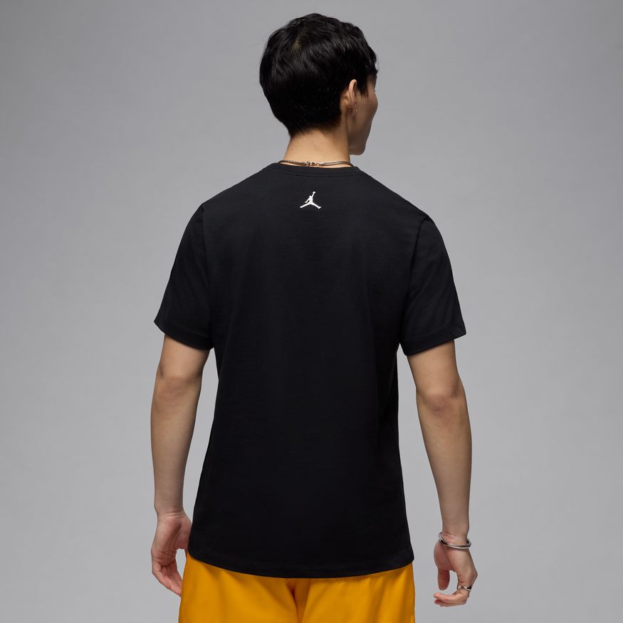 M Jordan Flight Essentials HJ2399-010