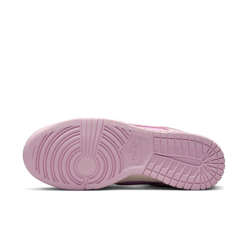 W Nike Dunk Low HJ5870-600