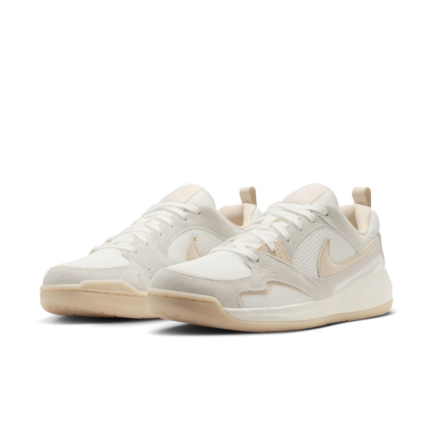 W Jordan CMFT Era HJ6778-102