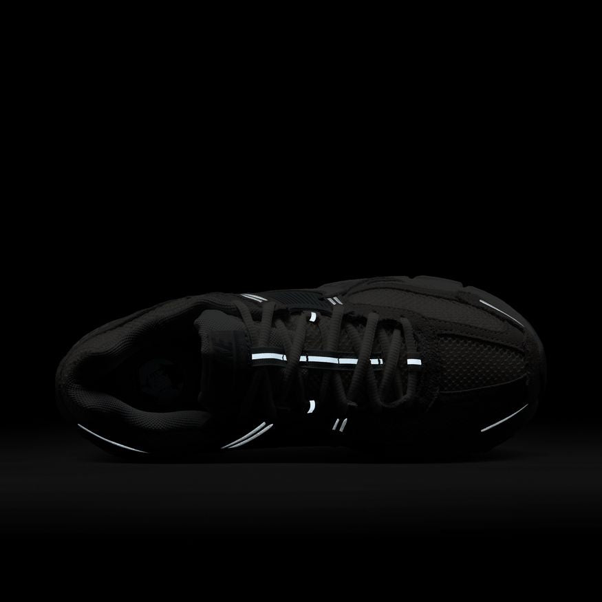 W Nike Zoom Vomero 5 HQ0458-001