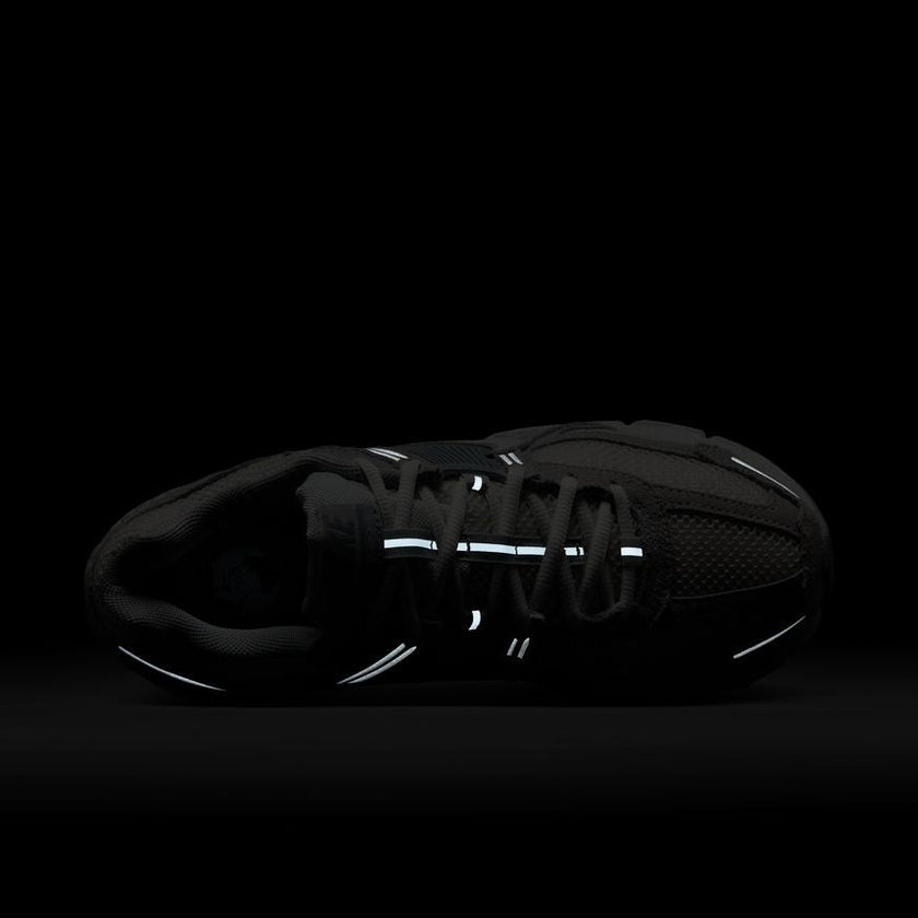W Nike Zoom Vomero 5 HQ0458-001