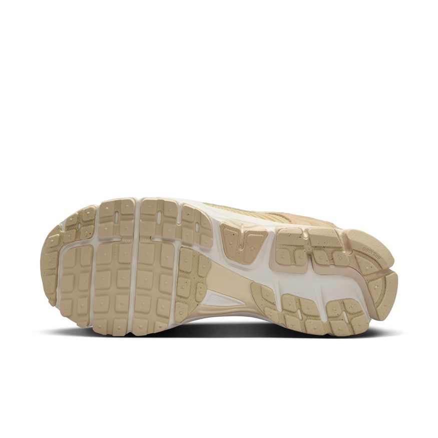 W Nike Zoom Vomero 5 HQ0458-200