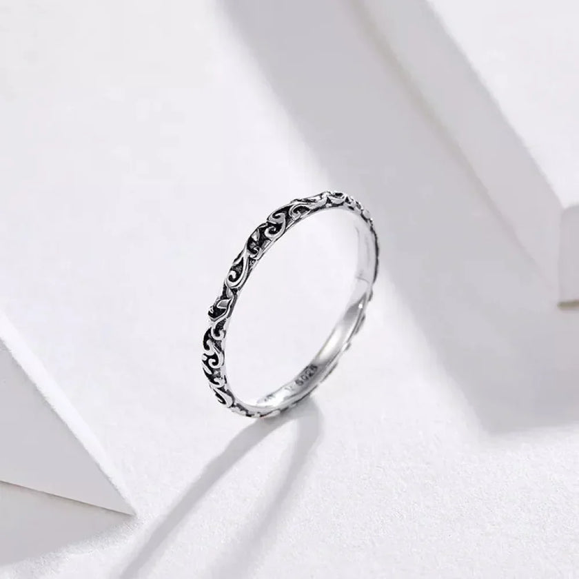 925 Sterling Silver Vintage Embossed Floral Ring