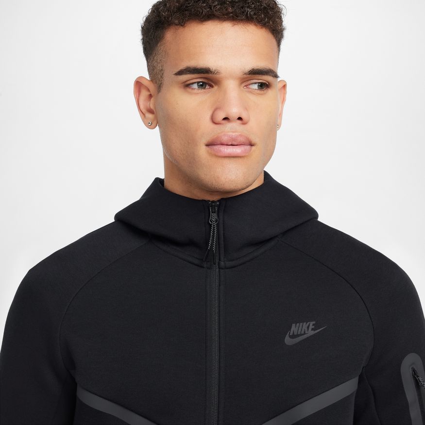 M Nike Tech HV0949-010