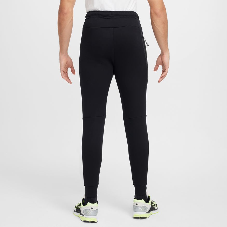 M Nike Tech HV0959-010