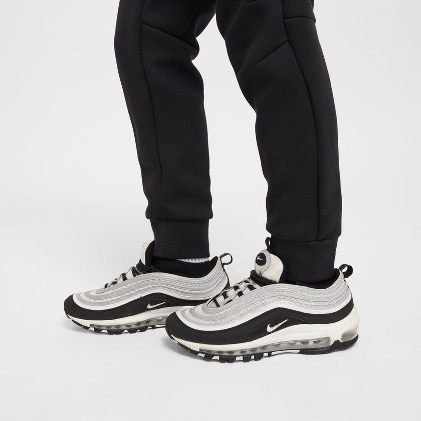 Y Nike Sportswear Tech Fleece HV5869-010