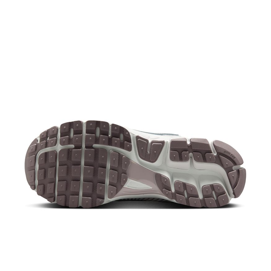 W Nike Zoom Vomero 5 HV6417-001