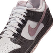 Nike Dunk Low SE HV6932-299 (taille M)