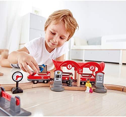 Hape - Busy City Rail Set