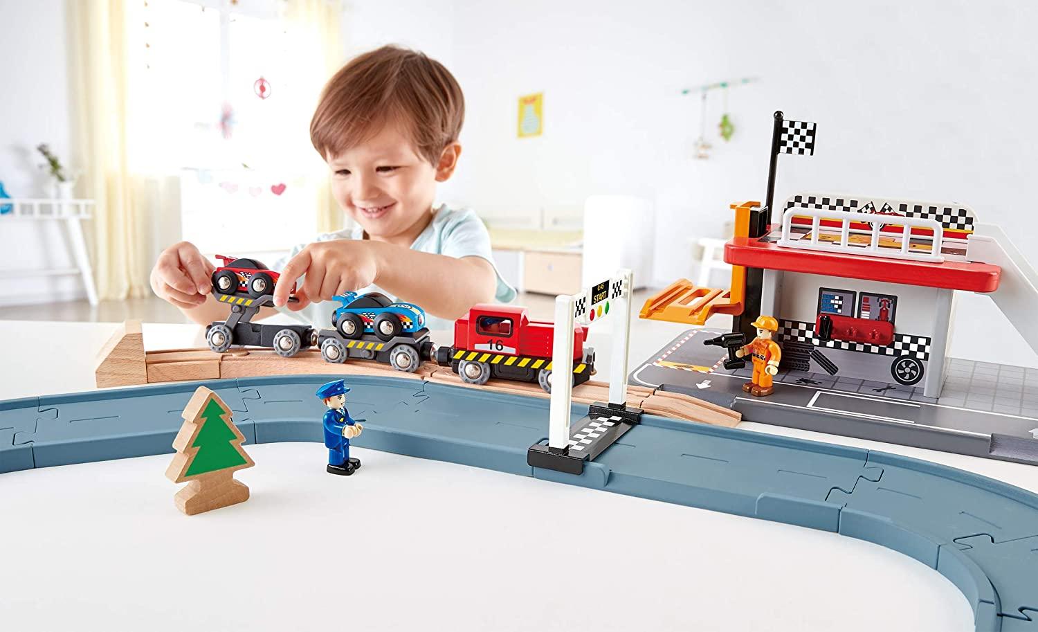 Hape - Véhicule de transport de voitures de course