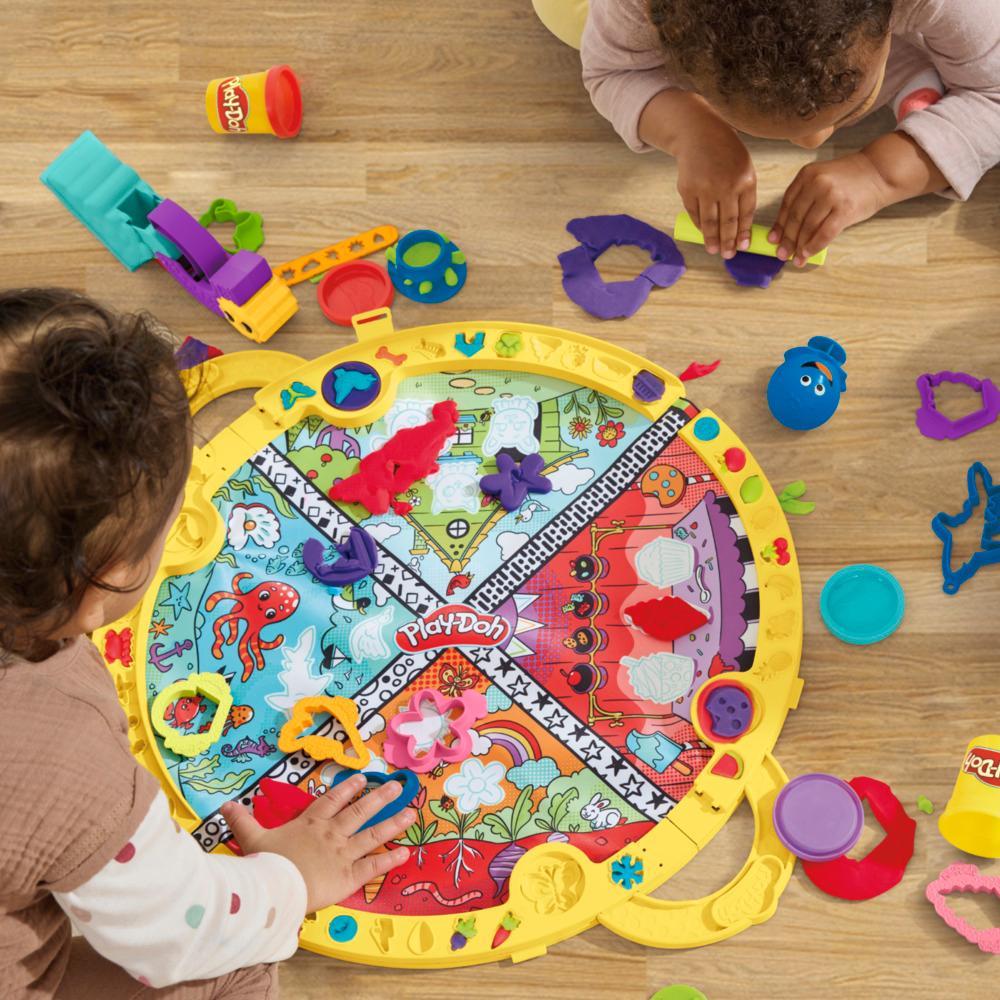 Hasbro - Play-Doh - Fold N' Go Playmat