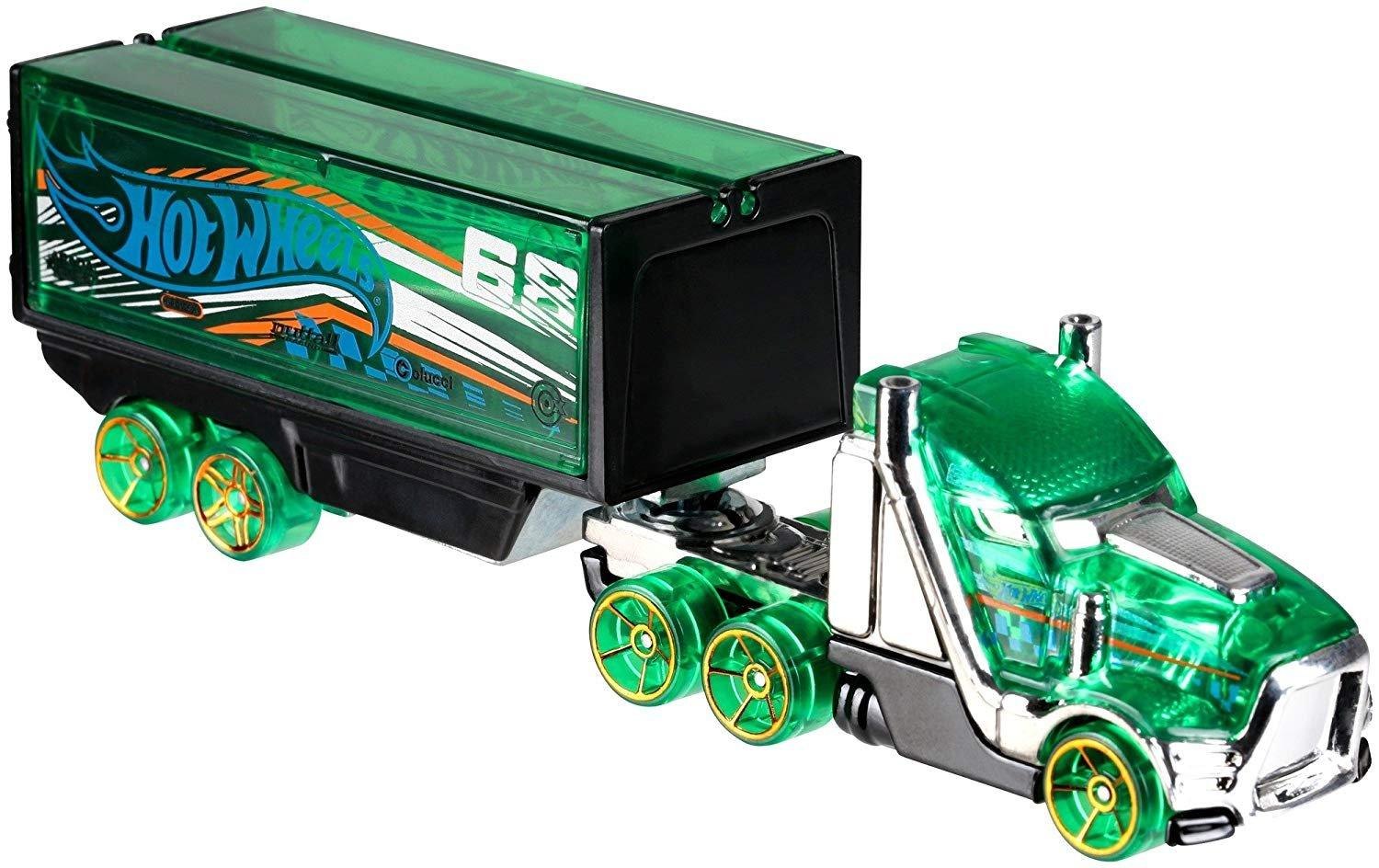 Hot Wheels - 1:64 Track Trucks (+ Car ) - Assorted