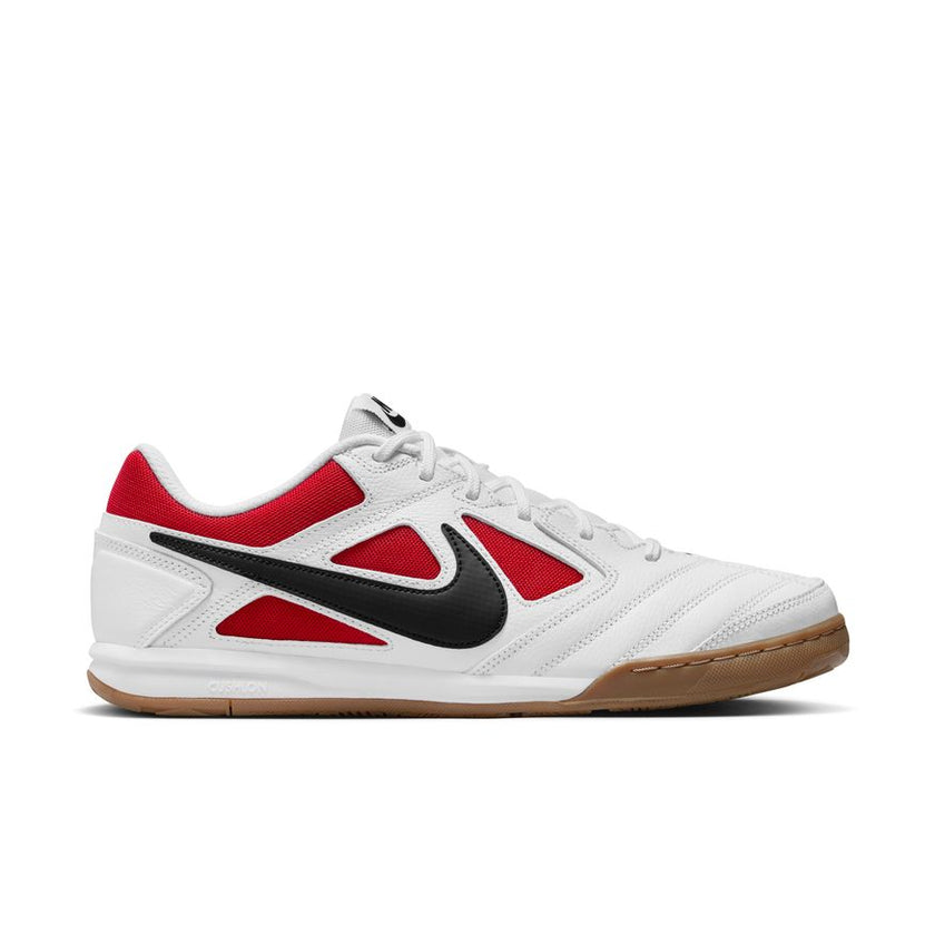 Nike Gato IB8509-100 (taille M)