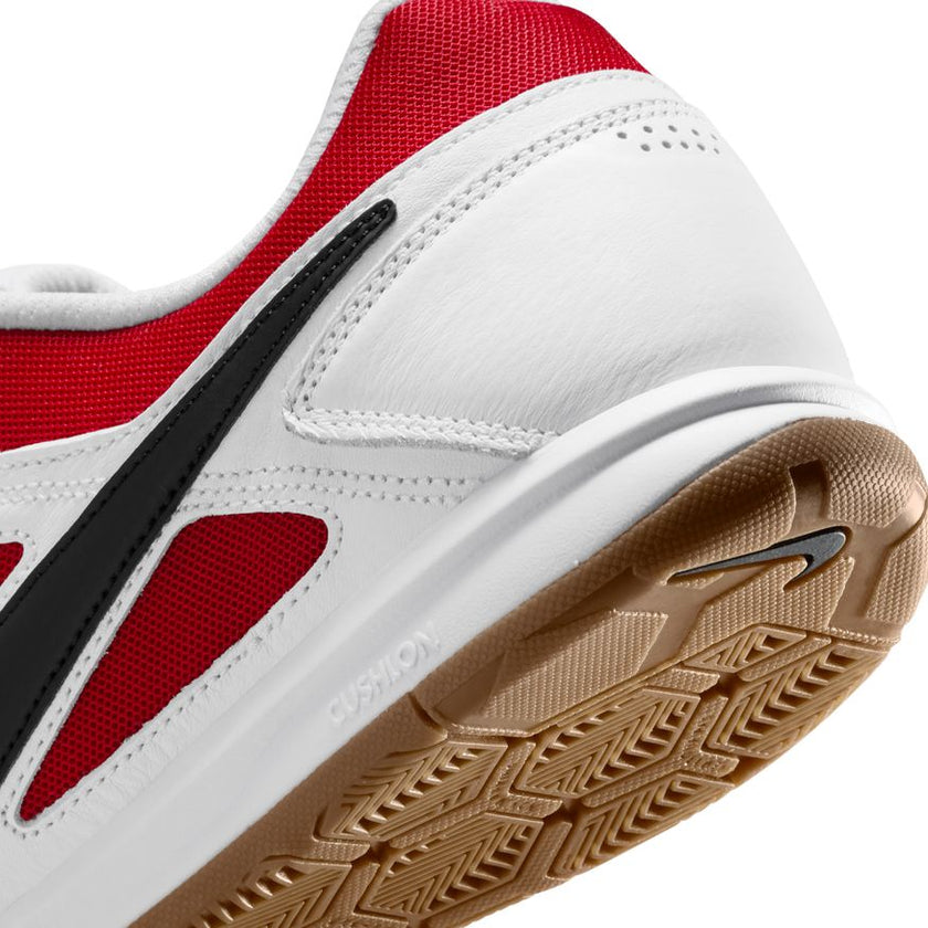 Nike Gato IB8509-100 (taille M)