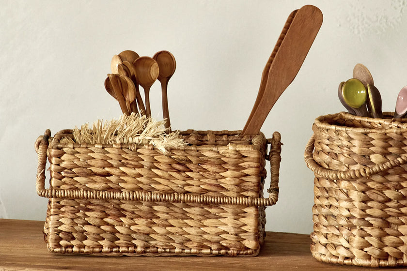 Panier de table en jacinthe d'eau