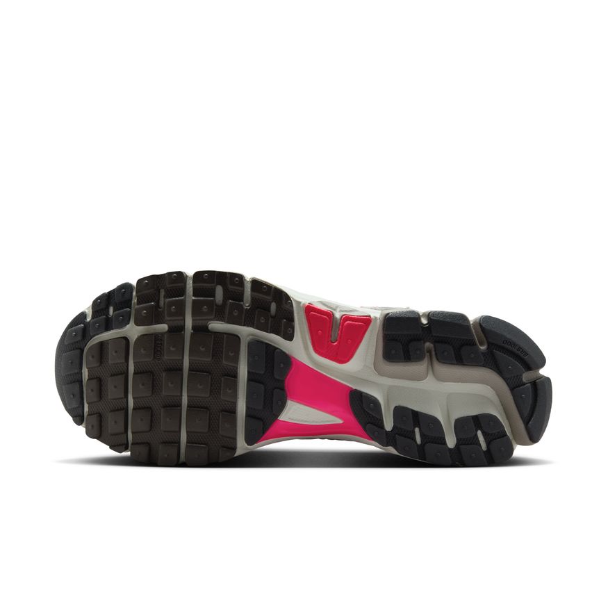 W Nike Zoom Vomero 5 IH0278-033