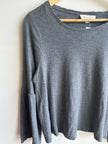 Charcoal Bell-Sleeve Knit Top by Two by Vince Camuto | Size XL