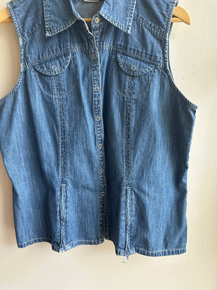 Vintage Denim Sleeveless Button-Up – American Essentials | Size 16/18