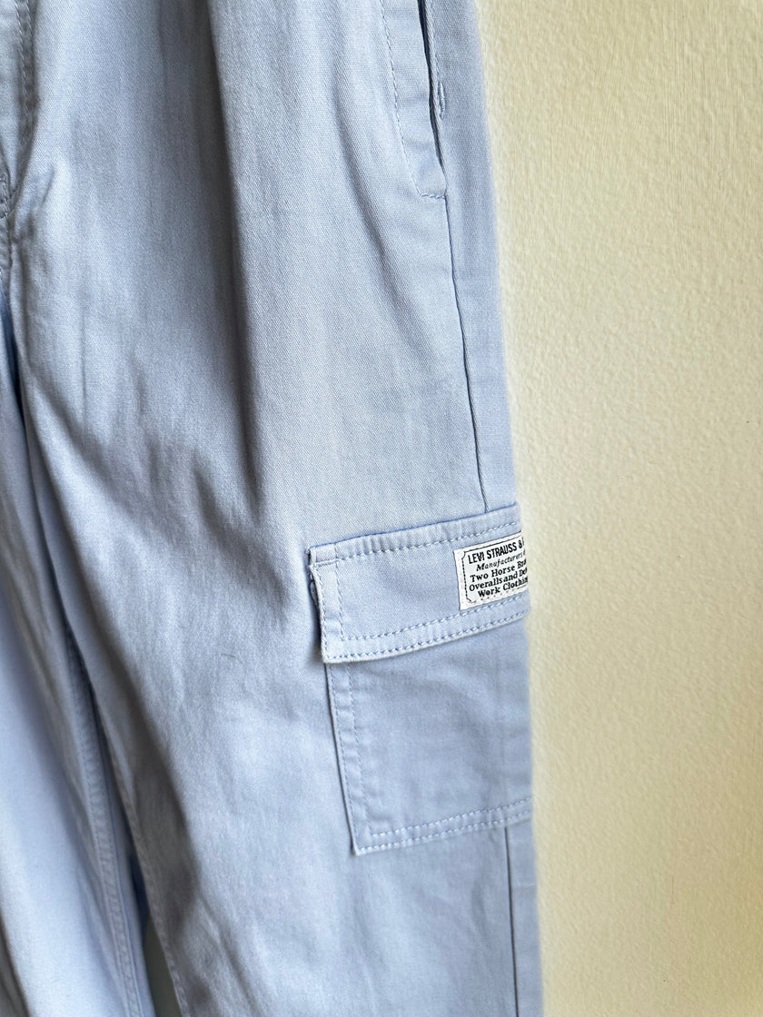 Levi’s Light Blue Cargo Jogger Pants – Youth Size 14 (Size XS)