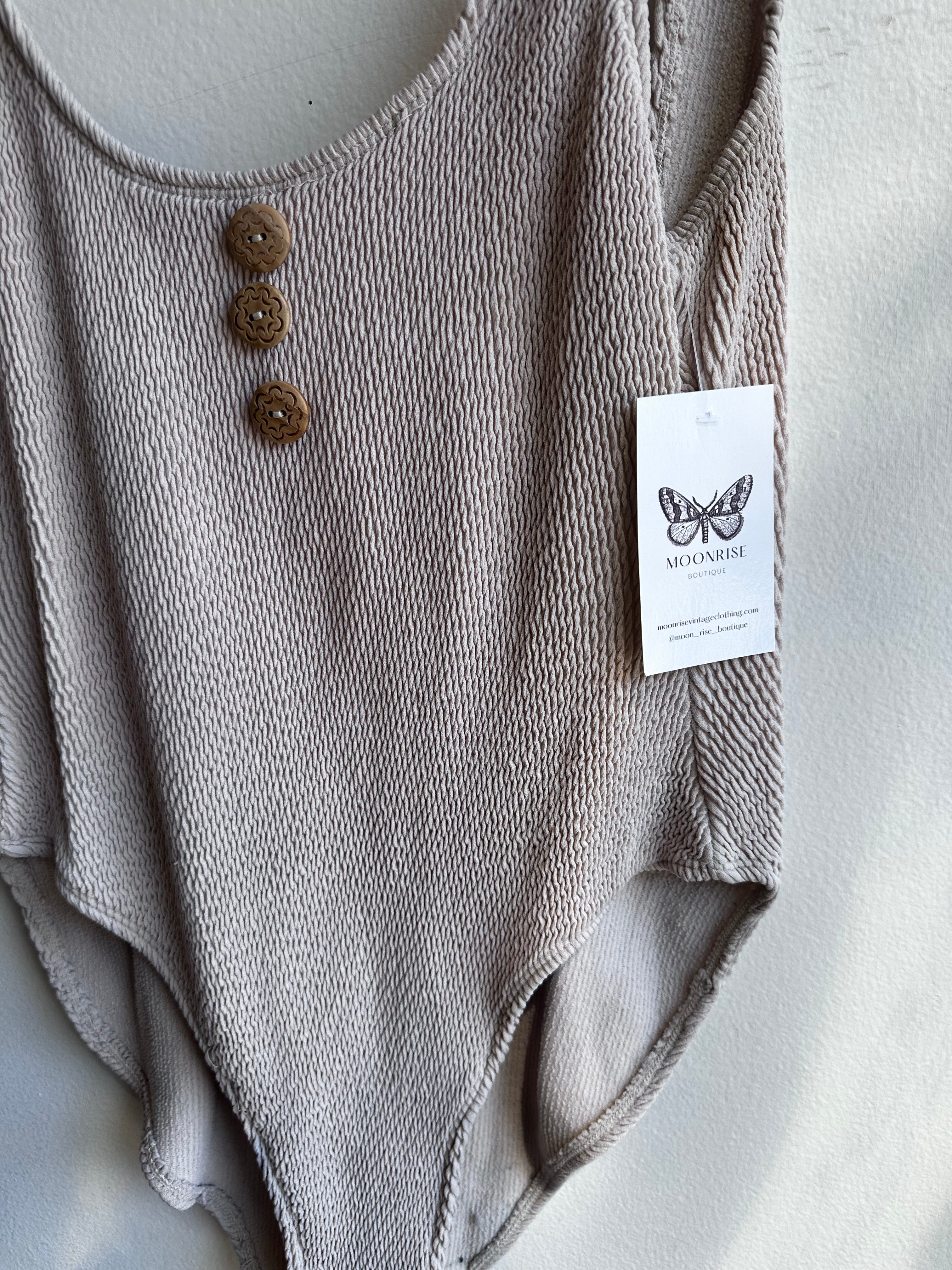 Vintage Textured Button-Front One-Piece Swimsuit – Size Large