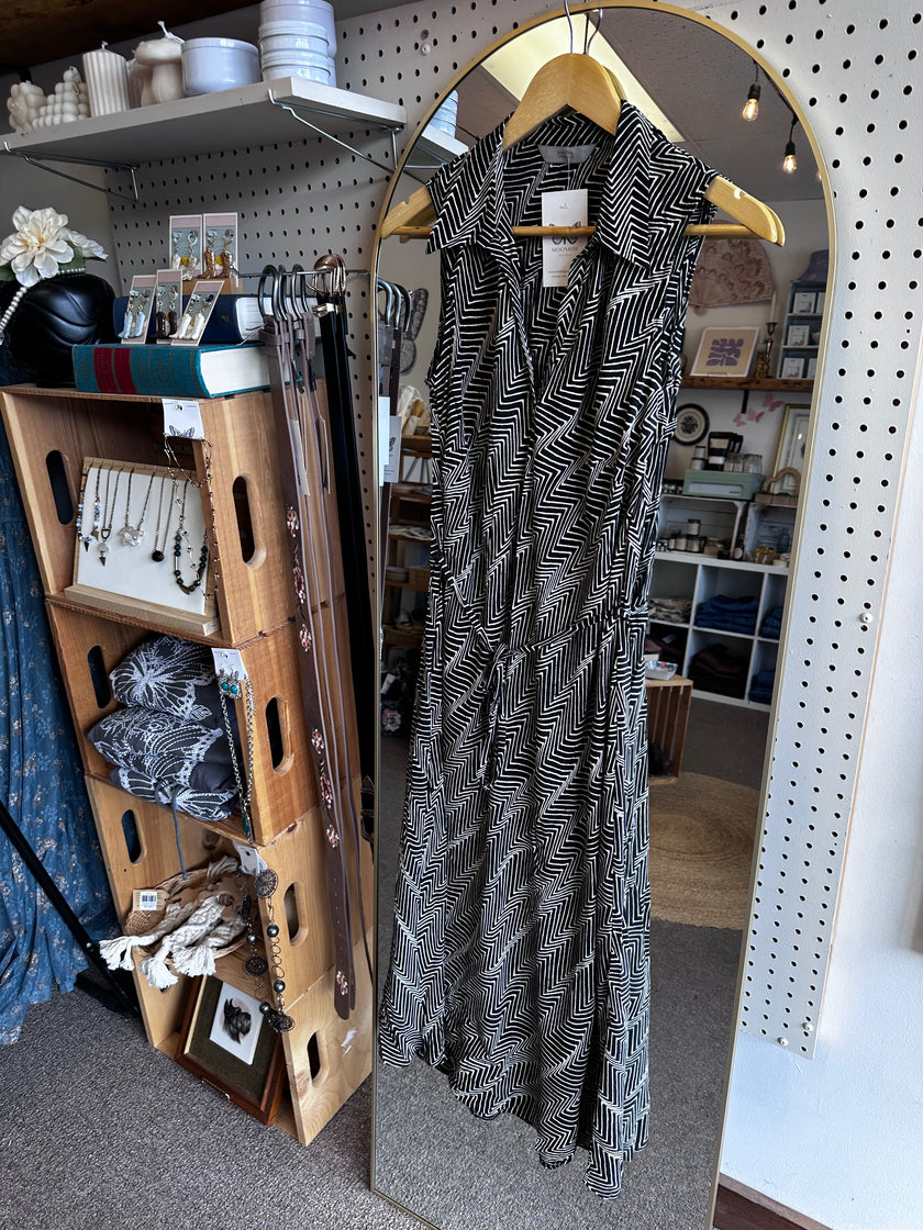 Vintage M&S Chevron Midi Shirt Dress – Size Medium