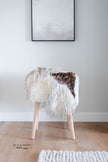 VANI - Mélange Sheepskin Stool, curly wool
