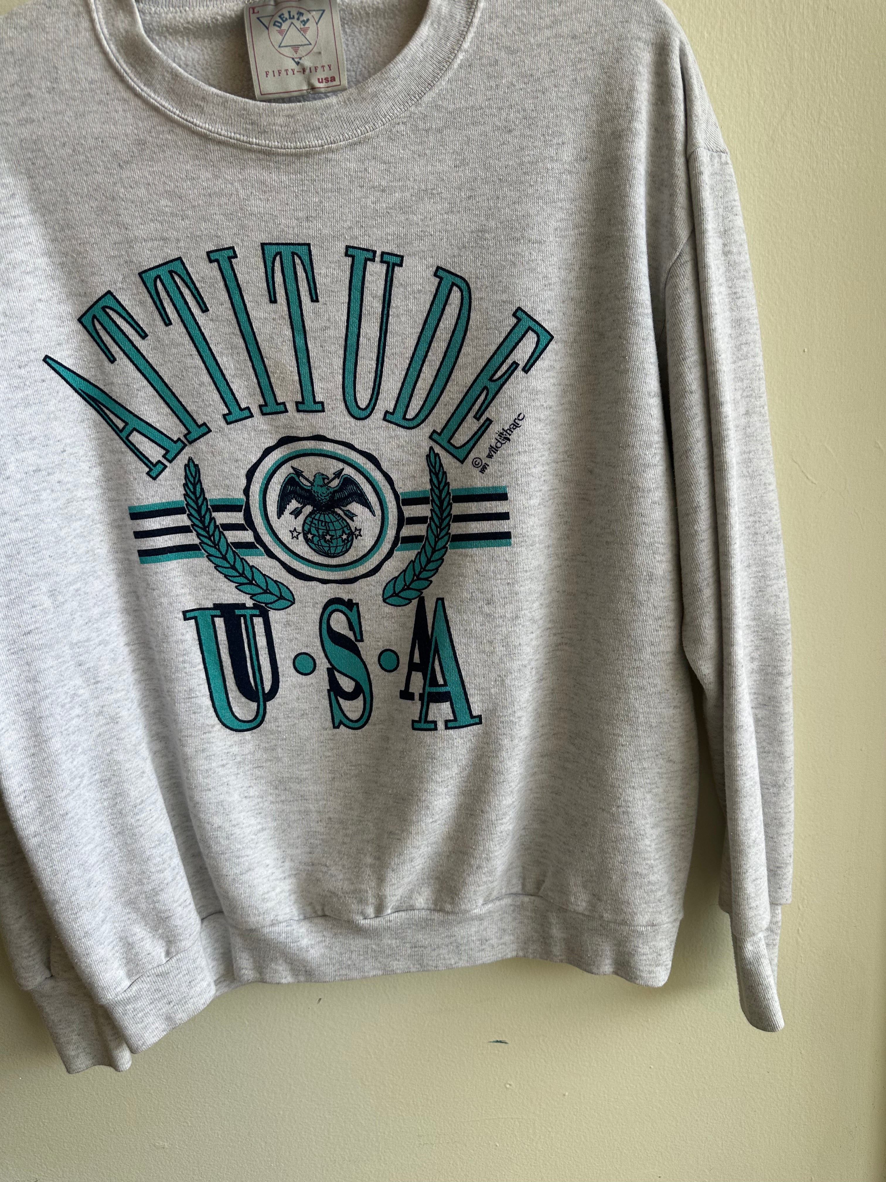 Vintage 90s “Attitude USA” Graphic Sweatshirt – Grey | Size Large