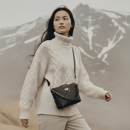 Cosmo Bag – Sophisticated Vegan Leather Crossbody