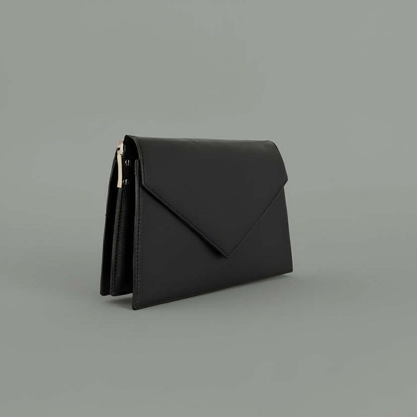 SOHO - Elegant Leather Envelope Crossbody Bag – Classic Black & Terracotta Brown