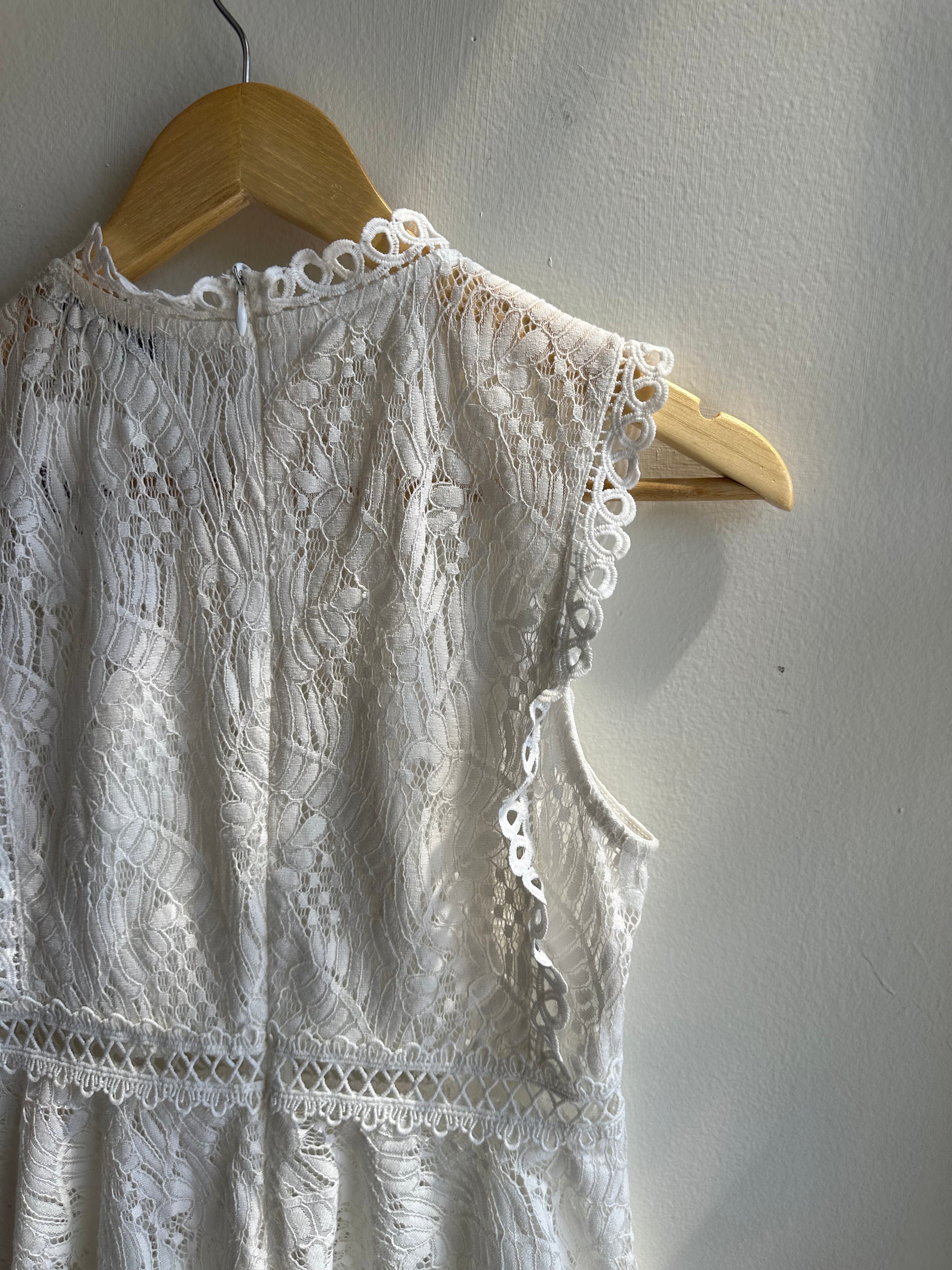 Wildfire Lace Peplum Tank Top | Size Small