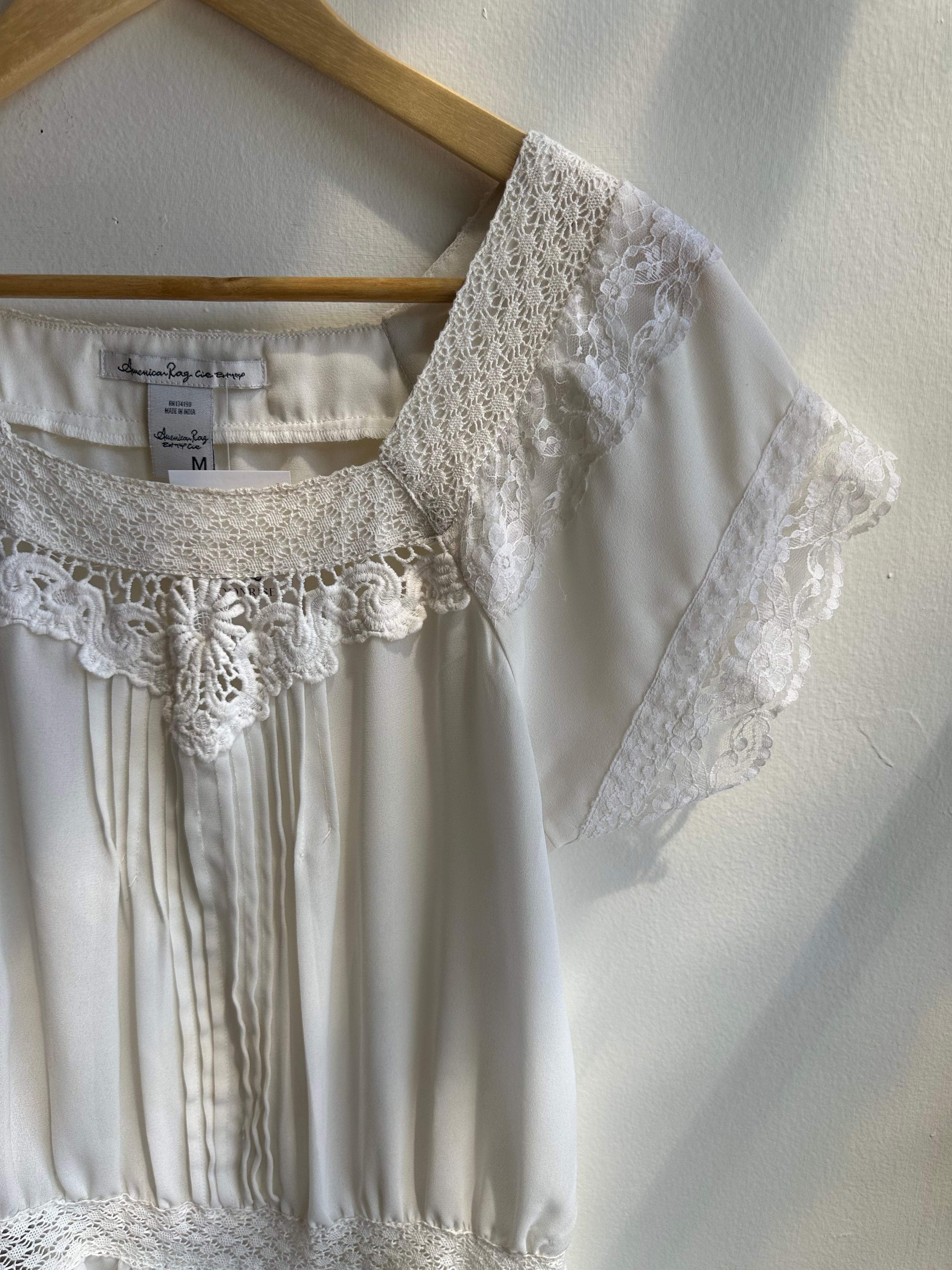 Vintage American Rag White Boho Lace Cap Sleeve Top | Size Medium