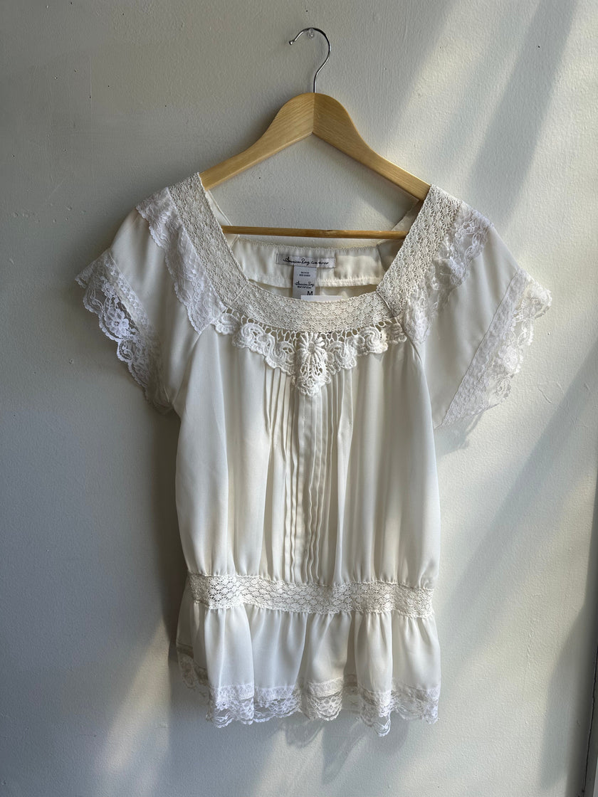 Vintage American Rag White Boho Lace Cap Sleeve Top | Size Medium