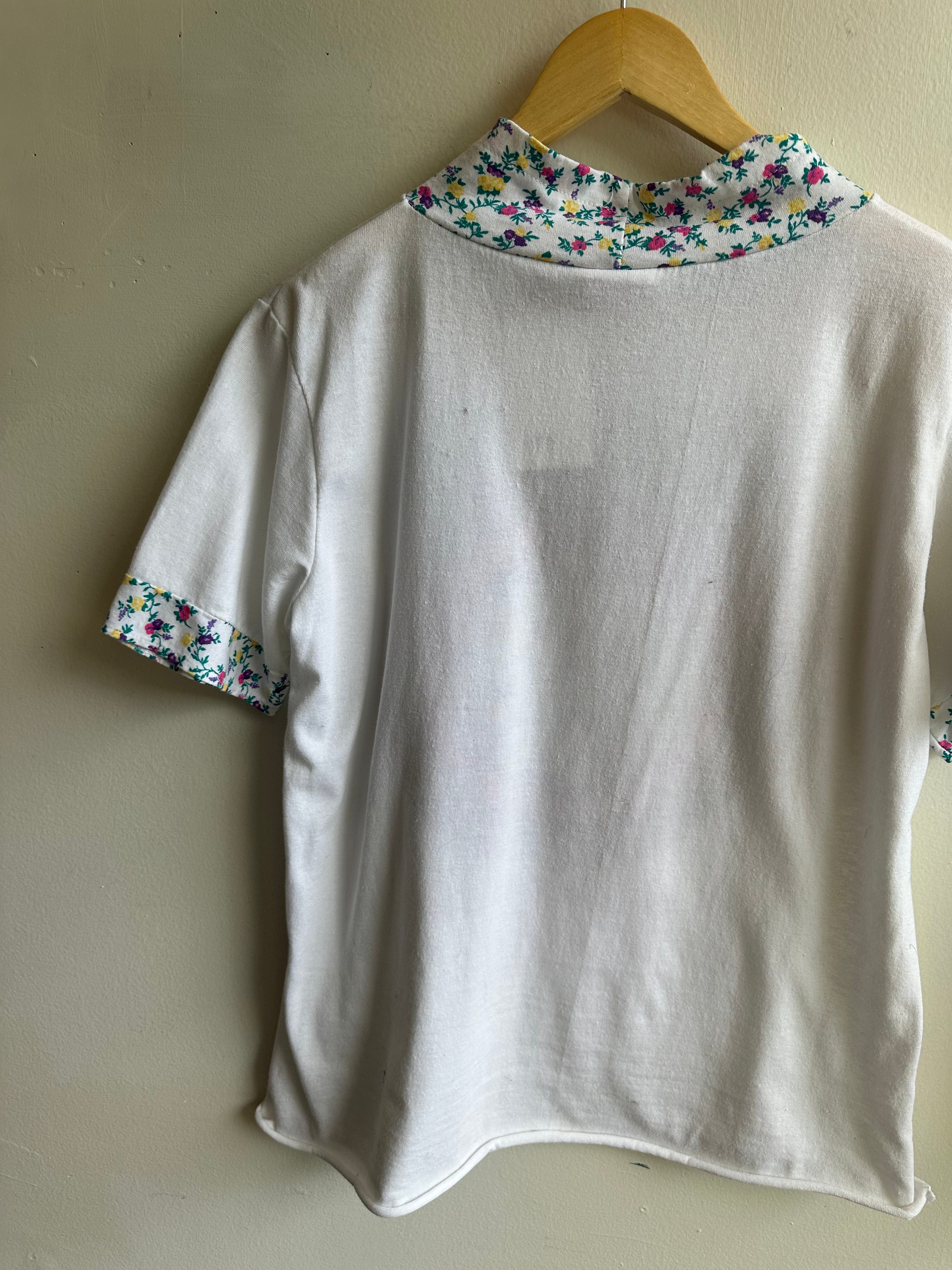 Vintage 90s Wildflowers Graphic T-Shirt | Size Large