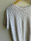 Vintage 80s Delicate Roses Print T-Shirt | Size Medium