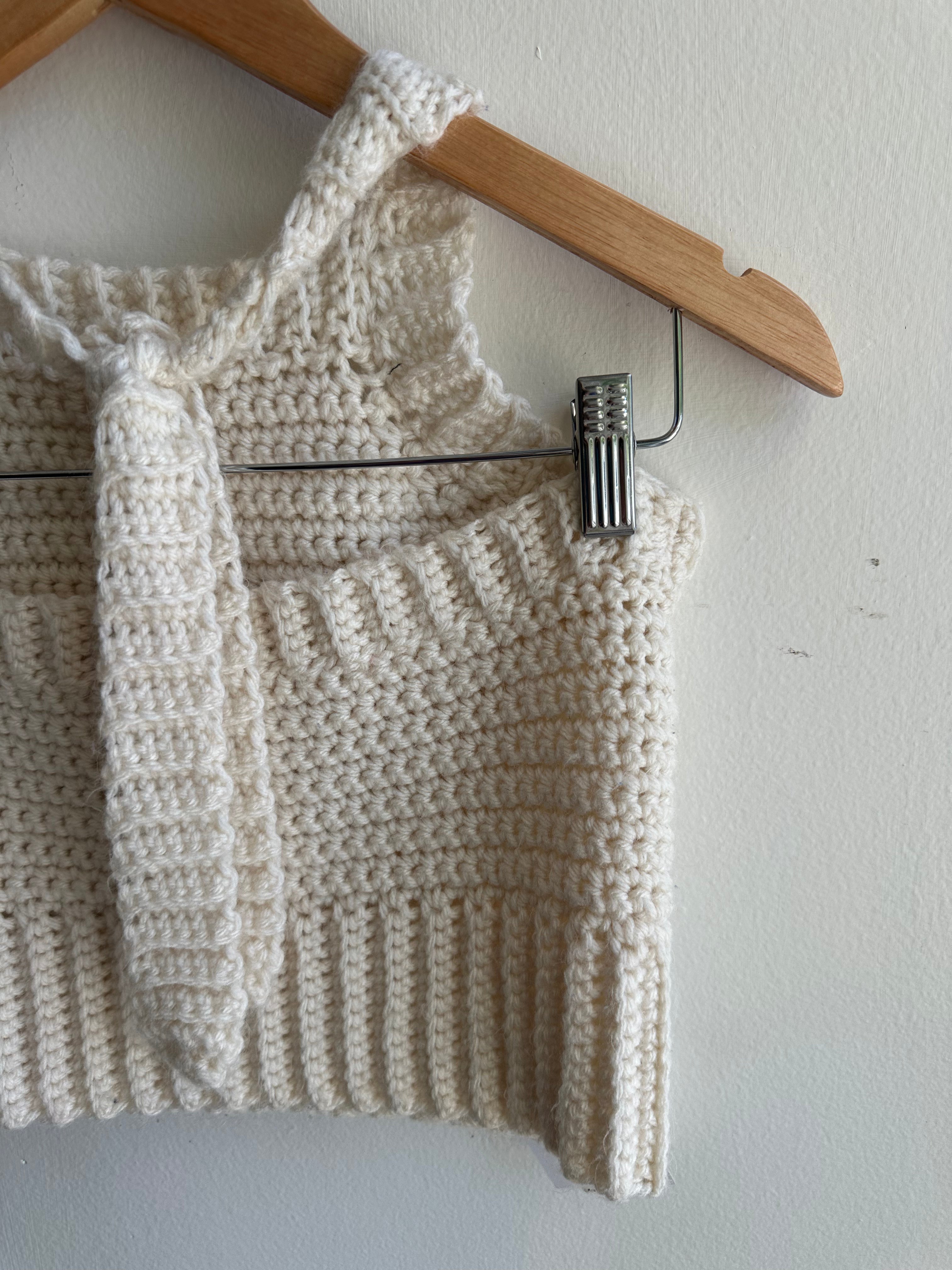 Jenny Bee Handmade Cropped Knit Halter Top | Cream | Size Medium