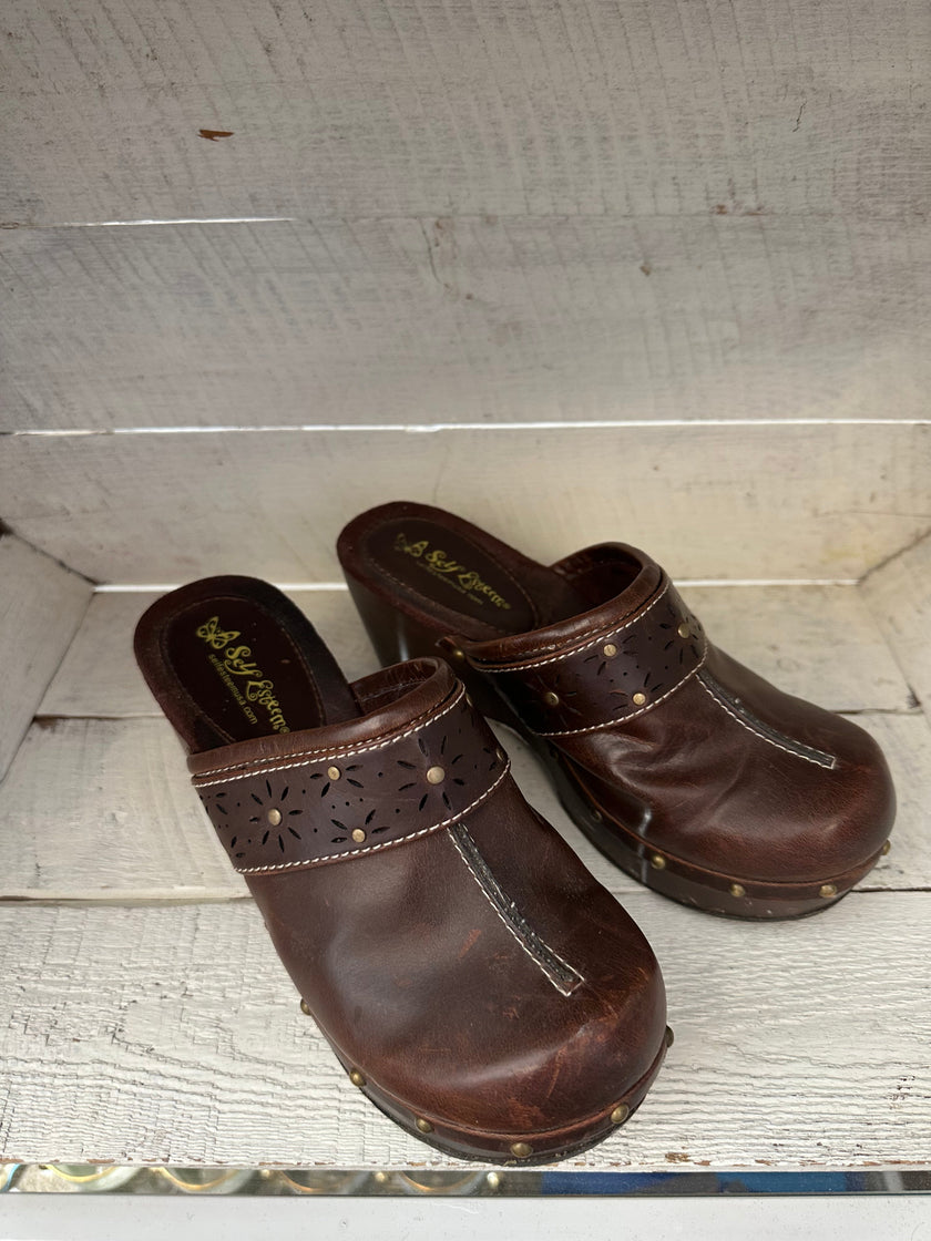 Vintage Y2K Studded Brown Leather + Wood Clogs | Size Women’s 6