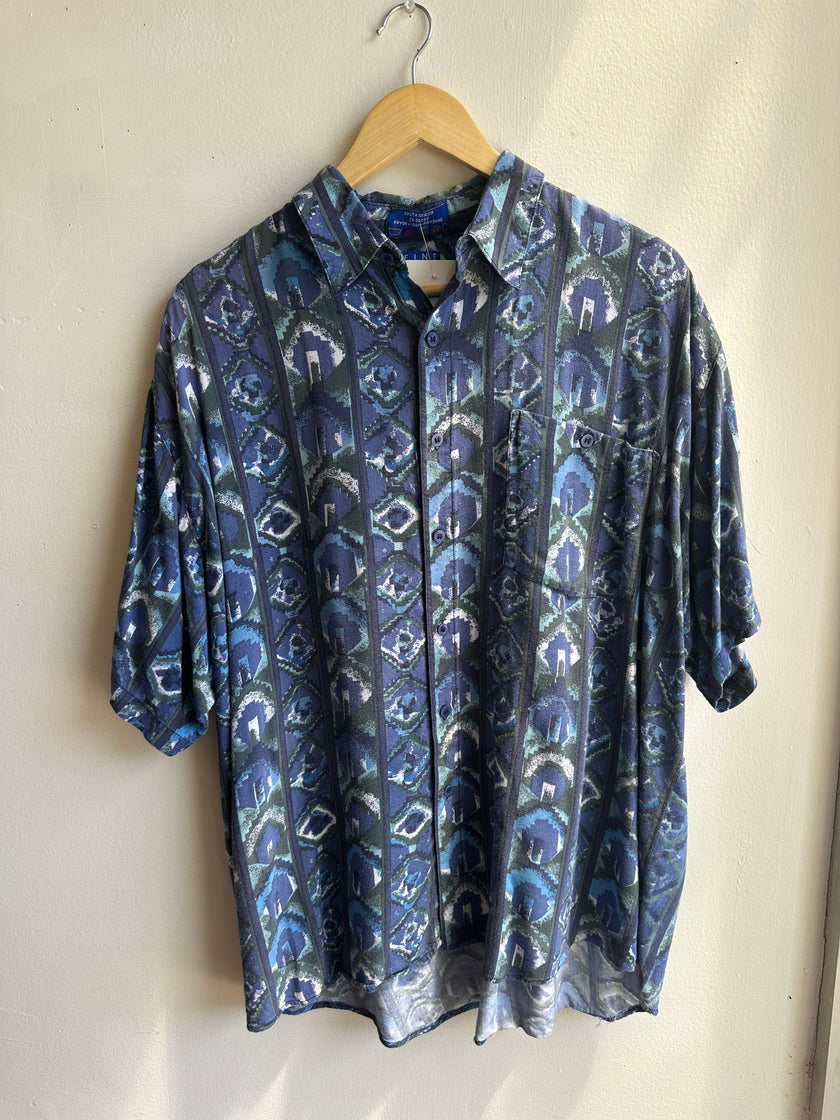 Vintage South Rayon Button-Up – Geometric Tribal Print (Fine Line) | Size Large