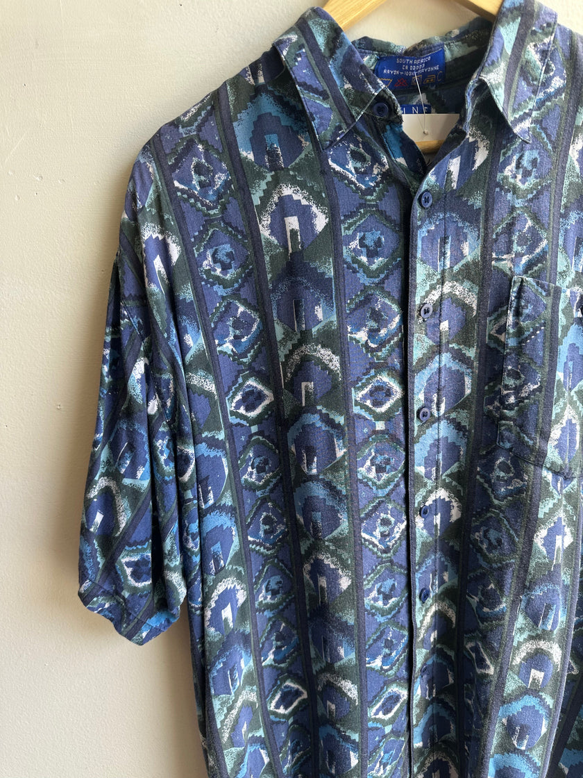 Vintage South Rayon Button-Up – Geometric Tribal Print (Fine Line) | Size Large