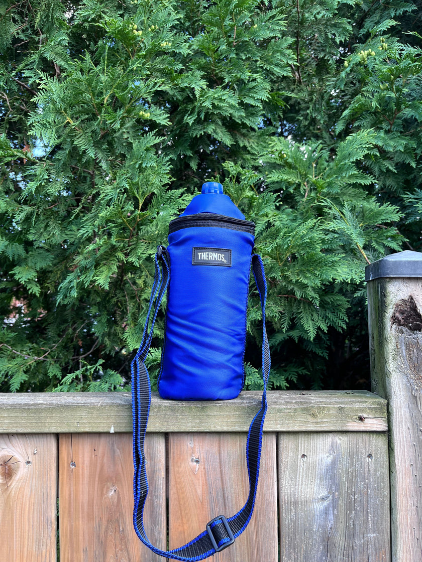Thermos Sport Bottle Soft Cooler Bag with Easy Sip / Pour Port