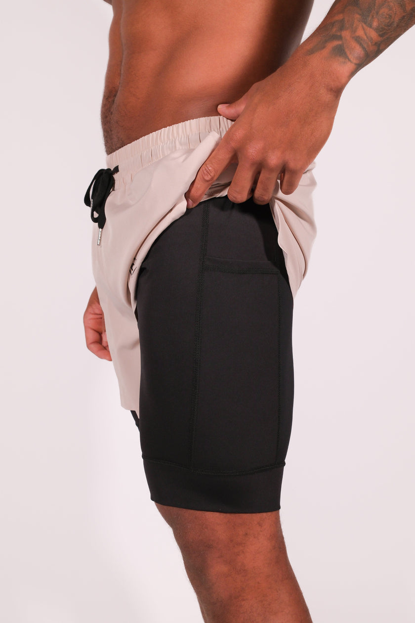 STAY OBSESSED SHORTS