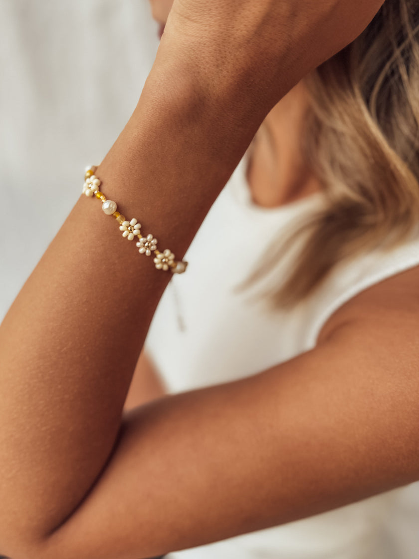 The Daisy Bracelet & Anklet in 