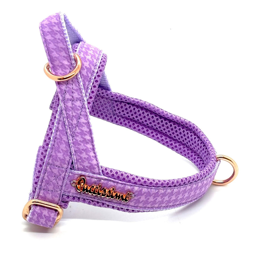 Mauve collar