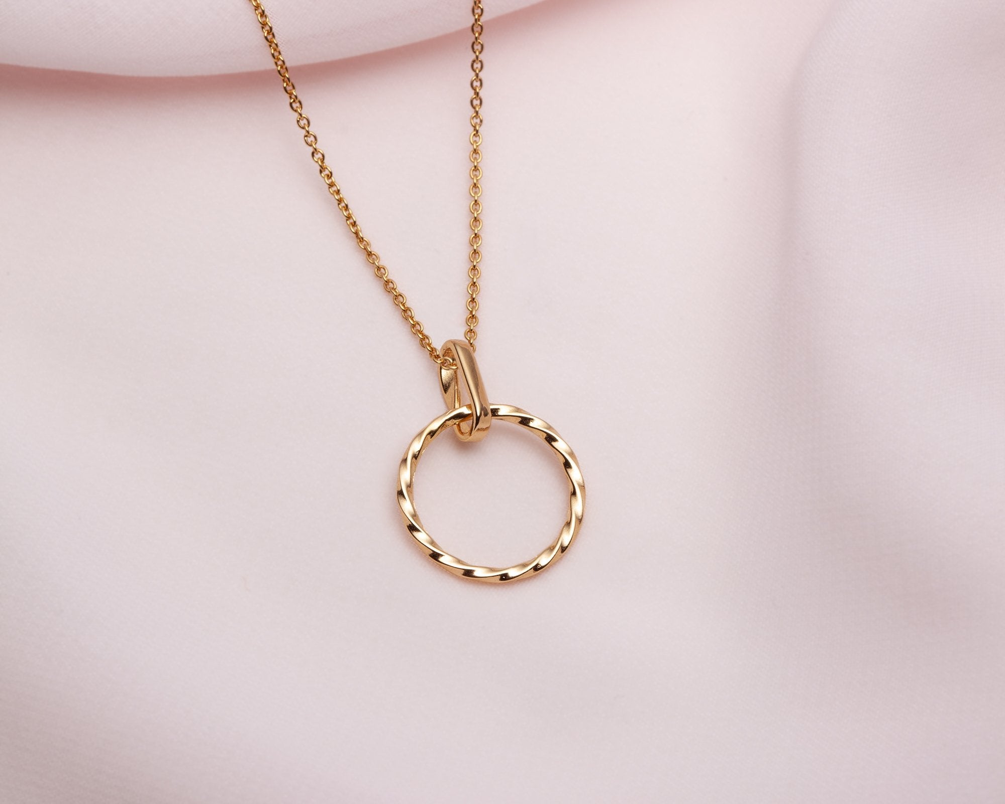 collier réversible fabriqué à Montréal