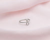 délicate bague avec perle blanche