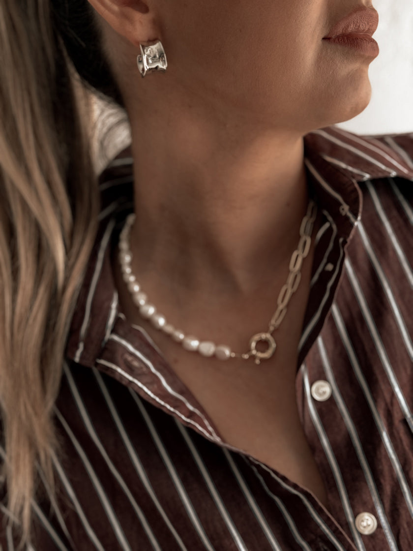 The Amelia Hoop Earrings ( Gold & Silver )