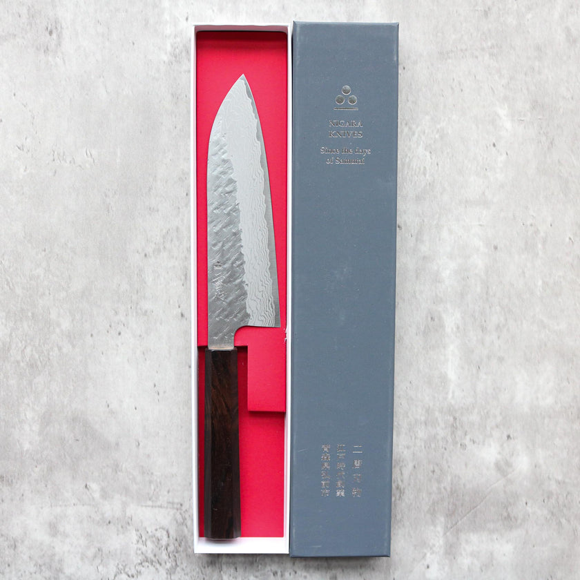 Nigara Hamono Tsuchime Damascus Santoku 170 mm