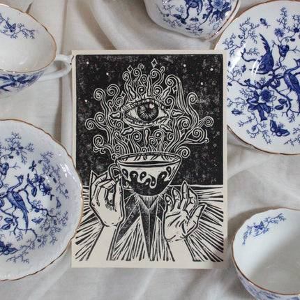 'Mystifying Cup' hand print