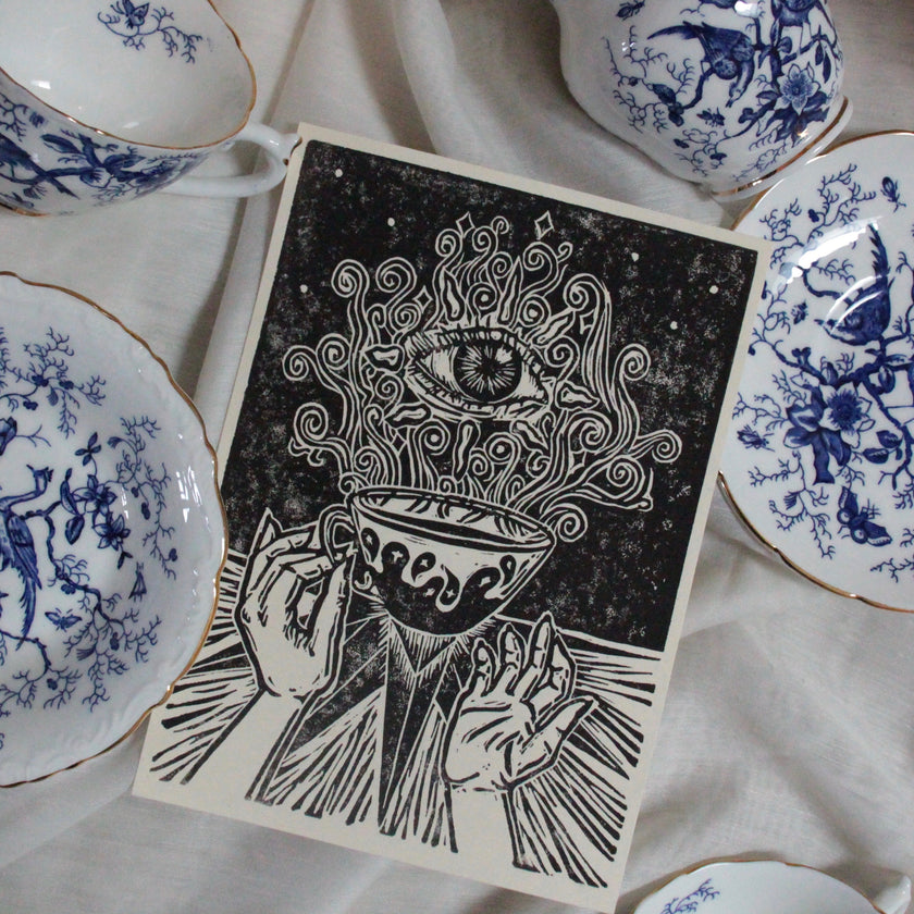 'Mystifying Cup' hand print