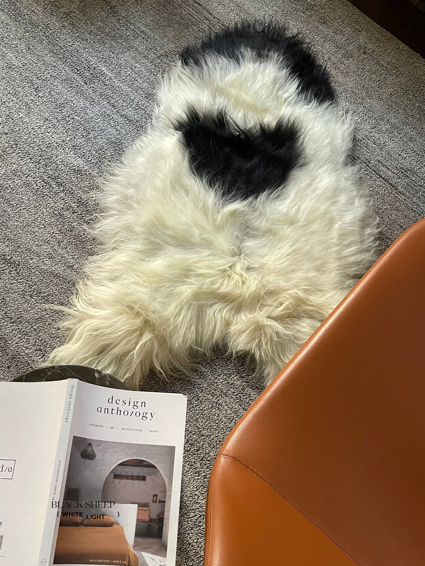 Black Spotted Icelandic Sheepskin | Random