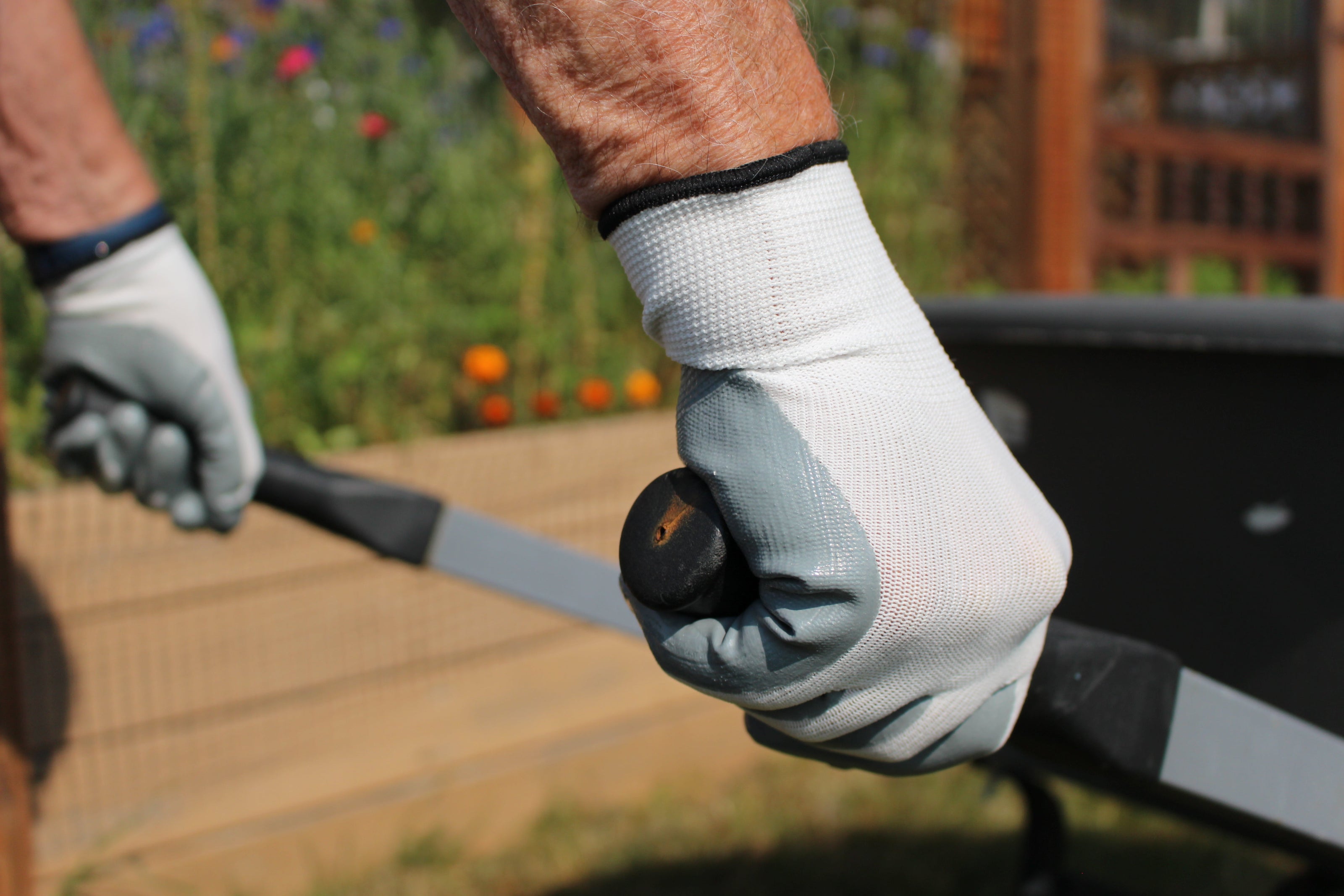 White Nitrile Palm